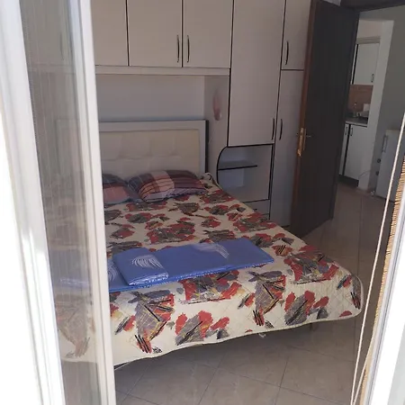 Vojdinovski Valona * Wlora